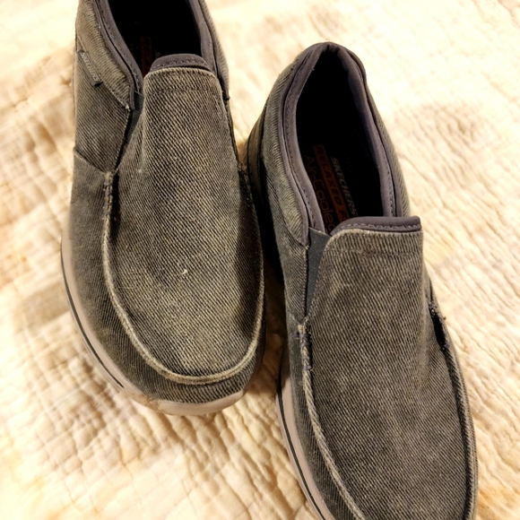 Men's Skechers Casual Walking Shoe 8.5 Memory Foam - Picture 1 of 7